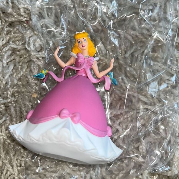 NEW Hallmark Keepsake Dressing Cinderella Blue Bird Disney 2000 Ornament  SEALED - Picture 8 of 12